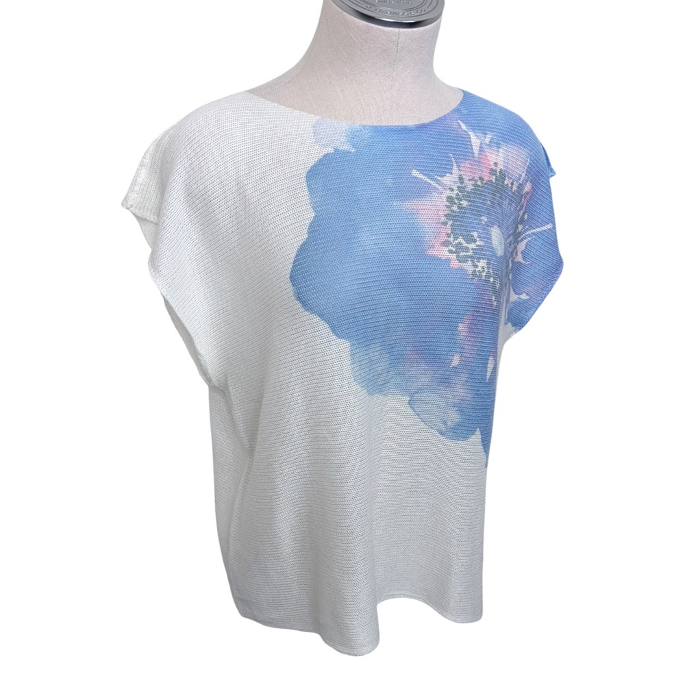 Bianco & Blu Knit Top L White Blue Floral Cap Sleeve Italy Boat Neck Relaxed